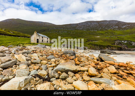 Keem Bay et plage sur la route de l'Atlantique sauvages sur Achill Island, dans le comté de Mayo Irlande Banque D'Images