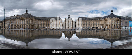 Miroir d'eau miroir d'eau - Bordeaux, France Banque D'Images