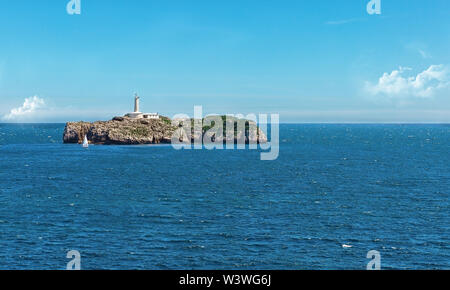 Le phare sur la péninsule à Santander Espagne Banque D'Images