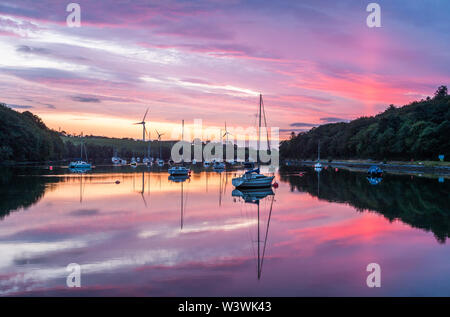 Drake's Pool, Crosshaven, Cork, Irlande. 18 juillet 2019. Un matin calme sur les voies de la rivière Owenabue Drake's à l'extérieur Piscine Crosshaven, co Cork, Irlande. Crédit ; David Creedon / Alamy Live News Banque D'Images