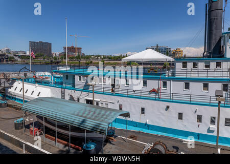 Portland, Oregon - 29 juin 2019 : Oregon Maritime Museum situé dans la région de Willamette river Banque D'Images