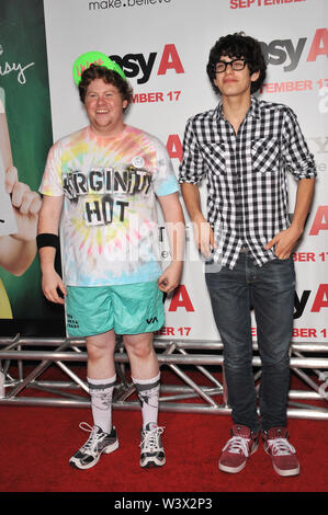 LOS ANGELES, CA. 14 septembre 2010 : "la virginité Hit" stars Matt Bennett & Zack Pearlman lors de la première de son nouveau film 'A' au Grauman's Chinese Theatre, à Hollywood. © 2010 Paul Smith / Featureflash Banque D'Images