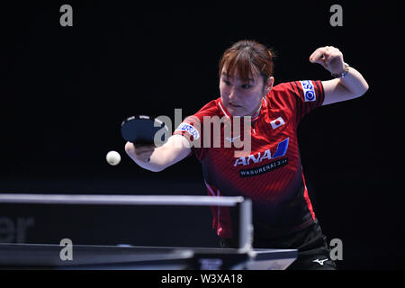 Johor Bahru, Malaisie. 18 juillet, 2019. Miyu Kato du Japon fait concurrence au cours de la première série de match contre sa coéquipière Mima Ito à T2 Diamond 2019 Malaisie jour 1 à Johor Bahru, Malaisie, le 18 juillet 2019. Credit : Zhu Wei/Xinhua/Alamy Live News Banque D'Images