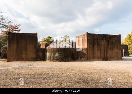 Un village éloigné de l'Gaan peuple du Burkina Faso, l'Afrique, les maisons faites de boue et de ciment. Banque D'Images