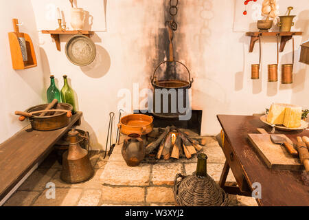 Ancienne cuisine traditionnelle en Italie, le style italien. Banque D'Images