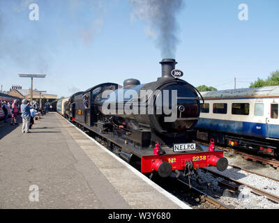 L'ancien chemin de fer de l'Est du Nord T2 CLASSE 0-8-0 à la gare des trains de Dereham sur le chemin de fer au cours de la 2019 Mid-Norfolk gala à vapeur. Banque D'Images