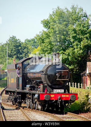 L'ancien chemin de fer de l'Est du Nord T2 CLASSE 0-8-0 à la gare des trains de Dereham sur le chemin de fer au cours de la 2019 Mid-Norfolk gala à vapeur. Banque D'Images