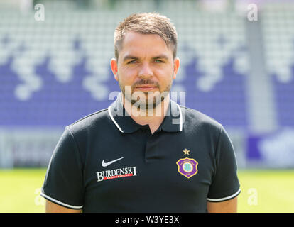 Aue, l'Allemagne. 18 juillet, 2019. 2e Football Bundesliga : Fototermin FC Erzgebirge Aue pour la saison 2019-2020 dans le Sparkassen-Erzgebirsgstadion. Tommyäßemodel l'armurerie. Crédit : Robert Michael/dpa-Zentralbild/dpa/Alamy Live News Banque D'Images