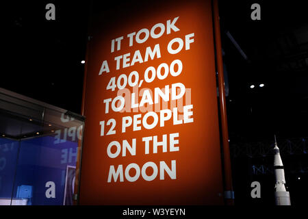 Londres, Royaume-Uni. 18 juillet, 2017. Pour célébrer les 50 ans de l'alunissage NMM à Greenwich consacre une exposition à la Lune Crédit : Rachel Megawhat/Alamy Live News Banque D'Images