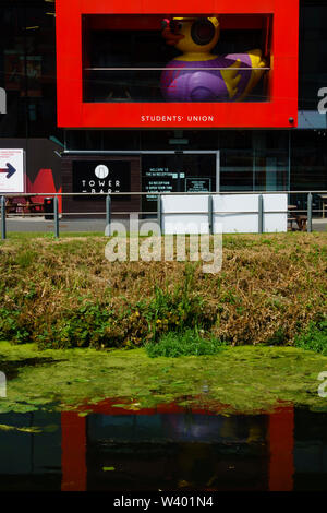 Lincoln University Student Union Tower Bar et lieux de la protection du moteur, Lincoln, Lincolnshire, Angleterre. Juillet 2019 Banque D'Images