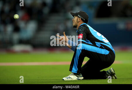 Le Worcestershire Rapids' Ed Barnard les captures de Notts hors-Samit Patel pendant l'épanouissement Blast T20 match à Trent Bridge, Nottingham. Banque D'Images