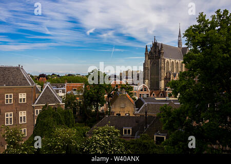 Leiden, Hollande, Pays-Bas, le 22 mai 2019l'avis de Hooglandse Kerk de la la Burcht van Leiden (Fort de Leiden), 11e siècle. Banque D'Images