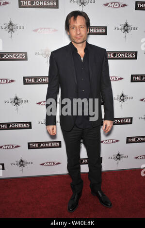 LOS ANGELES, CA. 08 avril 2010 : David Duchovny au Los Angeles première de son nouveau film 'The Joneses' à l'Arclight Theatre, à Hollywood. © 2010 Paul Smith / Featureflash Banque D'Images