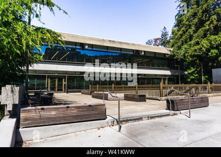 Juillet 13, 2019 Berkeley / CA / USA - Moffitt Bibliothèque dans le campus de Berkeley est un des plus actifs des bibliothèques, sert aux étudiants de toutes les majors avec lon Banque D'Images