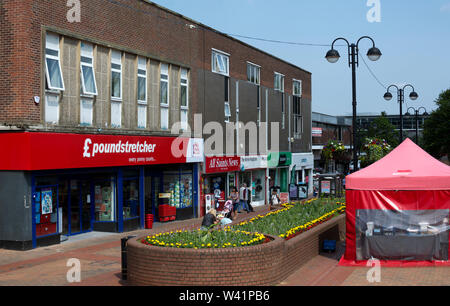 Tous les Saints Square, Bedworth, Warwickshire, England, UK Banque D'Images