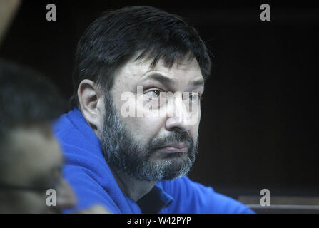 Kiev, Ukraine. 19 juillet, 2019. KIRILL VYCHINSKI, chef de l'agence de presse RIA Novosti L'Ukraine, assiste à une audience dans un tribunal de district de Kiev, Ukraine, le 19 juillet 2019. Kirill Vychinski a été arrêté le 2018 et accusations de trahison et d'appuyer l'auto-proclamé Donetsk et Luhansk les Soviétiques à l'Est de l'Ukraine. Crédit : Serg Glovny/ZUMA/Alamy Fil Live News Banque D'Images