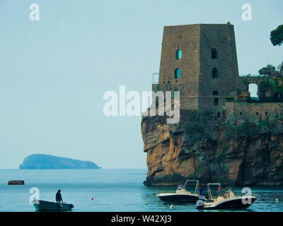 Tour à Positano, Amalfi Coast, Italie Banque D'Images