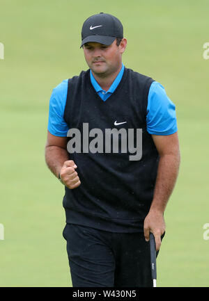 USA's Patrick Reed le 18 au cours de la deuxième journée de l'Open Championship 2019 au Club de golf Royal Portrush. Banque D'Images