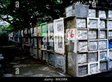 Cimetière du sud de Manille à Manille à Luzon Manille aux Philippines en Asie du Sud-Est Extrême-Orient. Banque D'Images