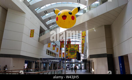 Éclosion de Pikachu ! 2017. Un événement organisé par The Pokémon Company dans la région de Yokohama Minato Mirai 21, le Japon entre le 9 août et du 15 août Banque D'Images