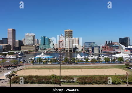 Surplombant le port de Baltimore entre gouvernement fédéral Hill Park, Baltimore MD, États-Unis Banque D'Images