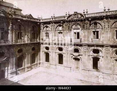 Claustro del Convento de Santo Tomás-1875. Banque D'Images