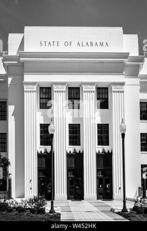 Procureur général de l'Alabama Immeuble de bureaux, pour l'état de l'Alabama, Montgomery, AL, États-Unis d'Amérique, en noir et blanc Banque D'Images