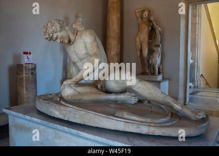 Statue de la Gaule, Musée du Capitole, Rome. Banque D'Images