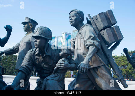 Détail de quelques soldats en guerre, le mémorial de la guerre de Corée, Séoul, Corée du Sud. Banque D'Images