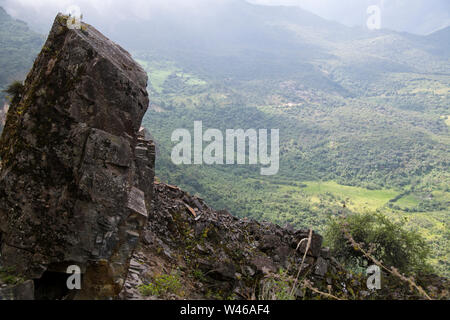 Huamachuco à Cajamarca, dans le nord du Pérou Highlands,collines fleuries,Pérou,Amérique du Sud Banque D'Images