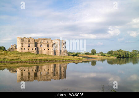 Château de Carew (Caeriw), Pembrokeshire, Pays de Galles, Royaume-Uni Banque D'Images