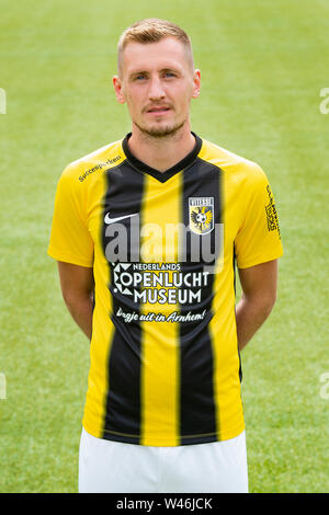 ARNHEM, 17-07-2019, l'Eredivisie néerlandaise de football, saison 2019, Papendal, / 2020, une séance de Vitesse, Vitesse player Tomas Hajek Banque D'Images