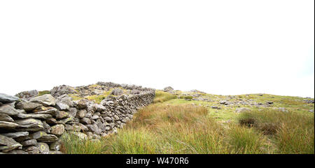 Mur en pierre sèche ou rock clôture dans le parc national de Snowdonia au Pays de Galles, Royaume-Uni en juillet 2018 Banque D'Images