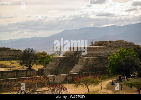 San Juan La Laguna. 'L'endroit où les dieux ont été créés". Complexe archéologique antique, comme jadis florissantes ville précolombienne. Banque D'Images