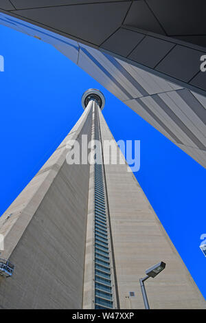 Vue sur la Tour CN à Toronto, Canada Banque D'Images