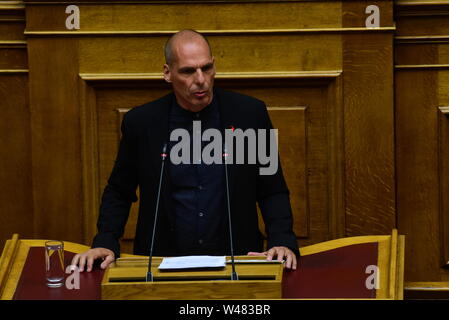 Athènes, Grèce. 20 juillet, 2019. Yanis Varoufakis, chef de Mera 25 lors de son discours au parlement. Credit : Dimitrios Karvountzis/Pacific Press/Alamy Live News Banque D'Images