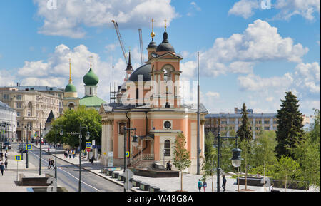 Moscou, Russie - Juillet 06, 2019 : Velikomuchenitsy Varvary Khram, église orthodoxe Banque D'Images