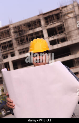Plan d'architecte indien at construction site Banque D'Images
