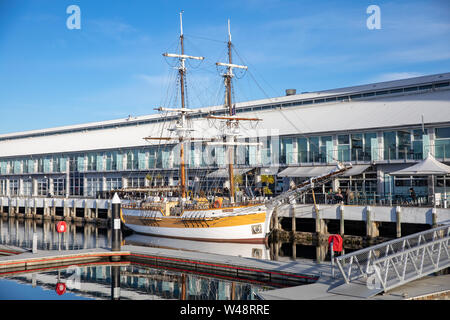 Lady Nelson Tall Ship Harbour à Hobart en Tasmanie, Australie Banque D'Images