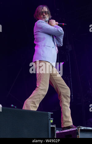 Jarvis Cocker fonctionne à Bluedot samedi soir.(20 Juillet 2019) qui aura lieu du 18 au 21 juillet à l'Observatoire Jodrell Bank, Cheshire UK. Banque D'Images