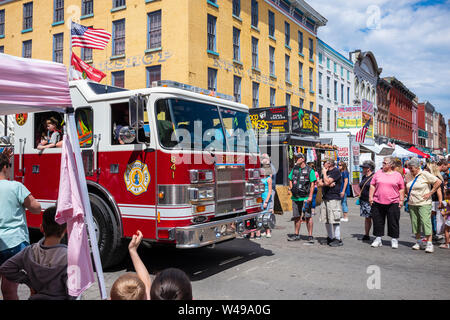 Le Strawberry Festival annuel qui a lieu à Owego, New York, une petite ville d'environ 250 milles au nord-ouest de la ville de New York, en juin 2019. Banque D'Images