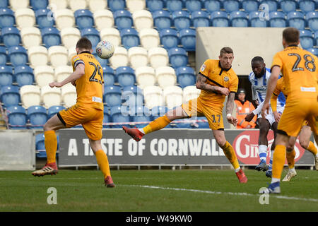 Frank Nouble de Colchester United marque son troisième but de côtés pour rendre le score 3-0 - Colchester United v le comté de Newport, Sky Bet Championship, JobServe stade communautaire, Colchester - 9 mars 2019 Editorial N'utilisez que des restrictions s'appliquent - DataCo Banque D'Images