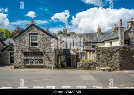 L'ancienne auberge, Widecombe dans la Lande, Dartmoor, dans le Devon, England, UK Banque D'Images