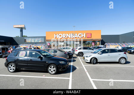 Magasin de matériel de Hornbach à La Haye, aux Pays-Bas. Hornbach est une chaîne de magasins de bricolage allemand offrant une amélioration de l'habitat et de do-it-yourself marchandises. Banque D'Images