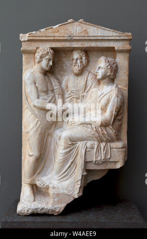 Grenier soulagement pour Philostrate et Hippon. Athènes, 350 av. J.-C.. En. Funeray article Road tombe. Carlsberg Glyptotek, Copenhague, Danemark. Banque D'Images