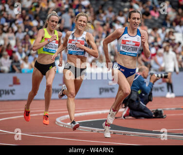 Londres, Royaume-Uni. 21 juillet 2019. Eilish McColgan de Grande-Bretagne, Karoline Grovdal de Norvège et Laura Weightman de Grande-bretagne en action dans du 5 000 m féminin lors de la deuxième journée de l'IAAF Jeux Anniversaire Muller Diamond League événement au stade de Londres le 21 juillet 2019 à Londres, en Angleterre. Gary Mitchell/ Alamy Live News Banque D'Images