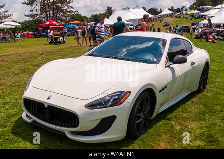 Un livre blanc sur l'affichage à la Maserati Vintage Gran Prix de Pittsburgh, Pittsburgh, Pennsylvanie, USA Banque D'Images