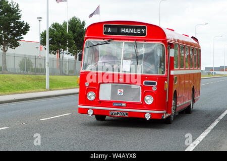 5000 Festival des transports - Tram Dimanche 2019 207L PVT bus Bristol véhicules anciens et voitures participer à la classic car show dans le Lancashire, Royaume-Uni Banque D'Images