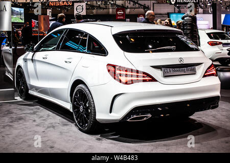 Bruxelles, Belgique, Jan 2019 Mercedes Benz 200d de frein de tir CLA 4Matic à Bruxelles Salon de l'automobile, voiture produite par Mercedes-Benz Banque D'Images