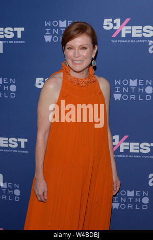 NEW YORK, NY - 20 juillet : Julianne Moore assiste à la première de '51Fest après le mariage" à l'IFC Center le 20 juillet 2019 à New York. Banque D'Images